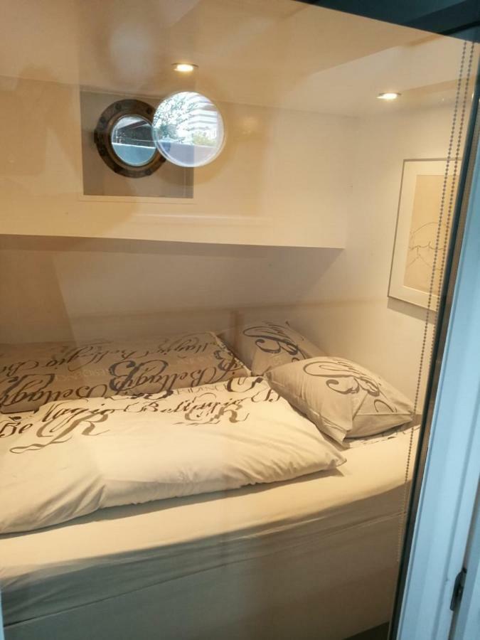 شقة Houseboat Rose أمستردام المظهر الخارجي الصورة